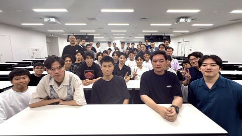 OBと研究室メンバー