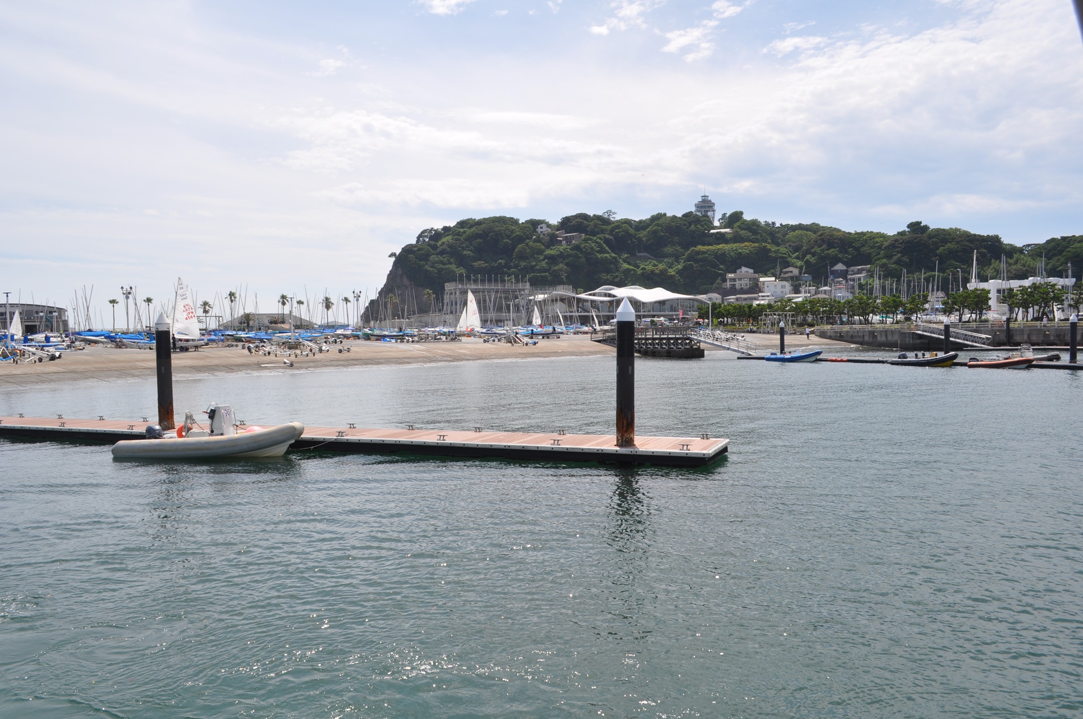 江の島の海１